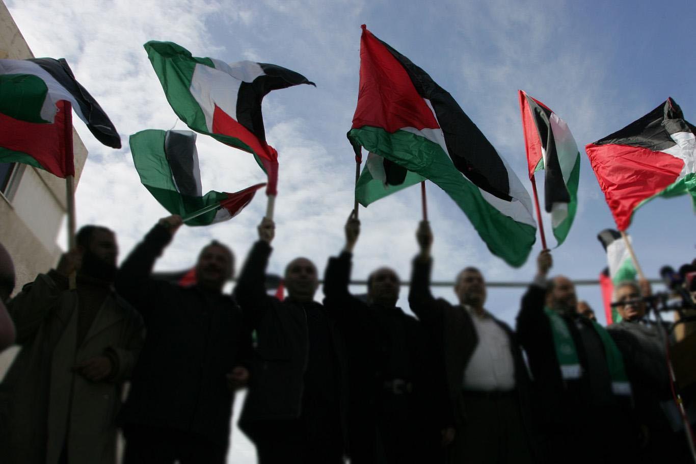 El Fetih: Hamas'ın kararını memnuniyetle karşıladık El Fetih: Hamas'ın kararını memnuniyetle karşıladık